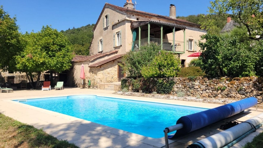 Photos 1 - Prestige - Propriété de caractère avec dépendances et piscine à Villefranche-de-Rouergue