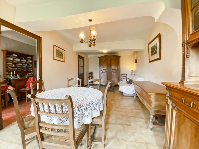 Photos 9 - Rurale - Maison de caractère Uchizy – 200 m² habitables – Terrain de 6 565 m²