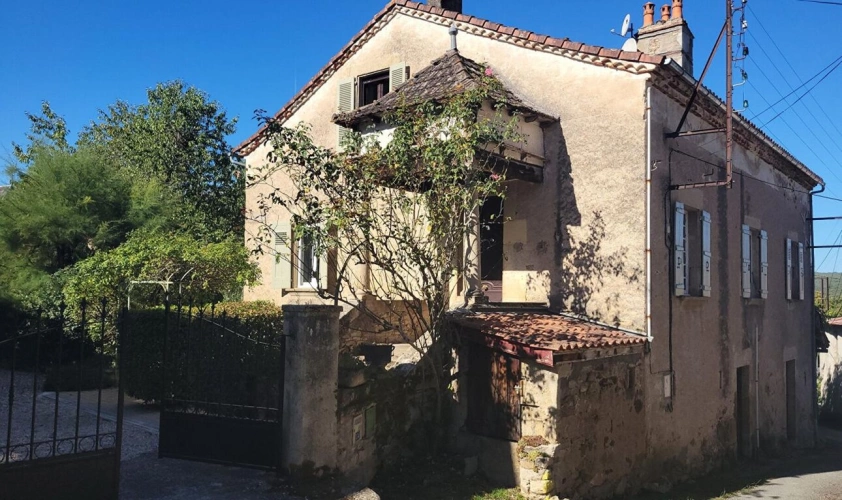 Photos 3 - Rurale - Propriété de caractère avec dépendances et piscine à Villefranche-de-Rouergue