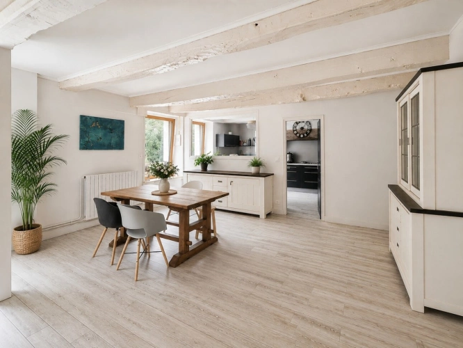 Photos 2 - Rurale - LE TREVOUX - Propriété en pierre avec maison principale, gîte indépendant et dépendances sur près d’un hectare