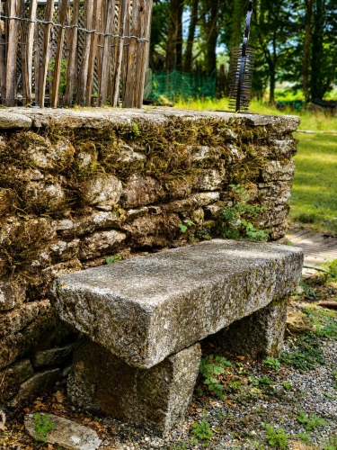Photos 27 - Rurale - LE TREVOUX - Propriété en pierre avec maison principale, gîte indépendant et dépendances sur près d’un hectare