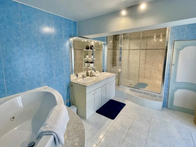 Photos 17 - Prestigious - Castle with heated swimming pool, extensive outbuildings and