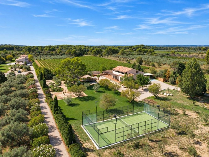 Photos 4 - Prestige - EYGALIÈRES ? UN DOMAINE CONTEMPORAIN CONFIDENTIEL FACE AUX ALPILLES