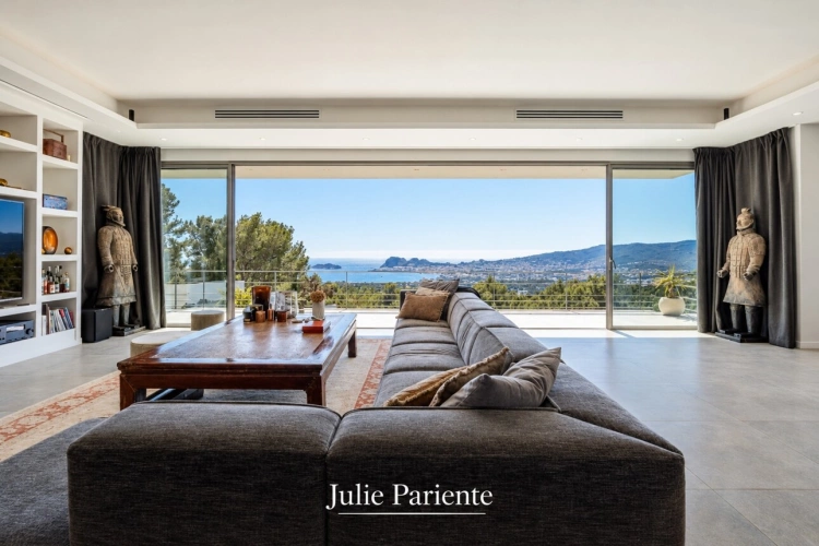 Photos 5 - Prestige - Propriété contemporaine d'exception avec vue mer panoramique à vendre 7 pièces CEYRESTE (13)