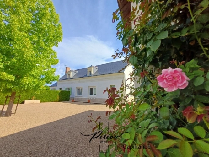 Photos 4 - Tourist - Propriété au charme de l'ancien - comprenant 2 gîtes - dépendances