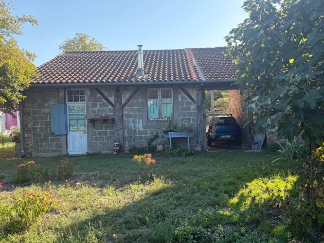 Photos 18 - Prestige - PLAISANCE (32) centre, élegante MAISON DE MAITRE XVIIIs, sans travaux, 190m2 sur 800m2 de jardin clos et paysagé, belle dépendance, chauffage central , 4chambres dont 1 au rez-de-chaussée, salon 44m2