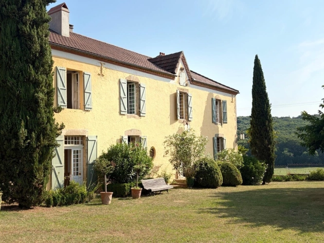 Photos 6 - Prestige - PLAISANCE DU GERS(32): élégante PROPRIETE DE CHARME et de CARACTERE XVIII-XIXs, 3,5hectares, près de Plaisance et Marciac, SANS TRAVAUX, sans vis à vis, au calme , VUE sur les coteaux, piscine
