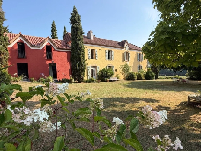Photos 45 - Prestige - PLAISANCE DU GERS(32): élégante PROPRIETE DE CHARME et de CARACTERE XVIII-XIXs, 3,5hectares, près de Plaisance et Marciac, SANS TRAVAUX, sans vis à vis, au calme , VUE sur les coteaux, piscine