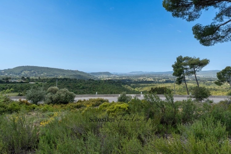 Photos 3 - Agricole - Terrain Agricole à vendre (83) - Vue panoramique - Accès facile - Alimentée par le canal de Provence