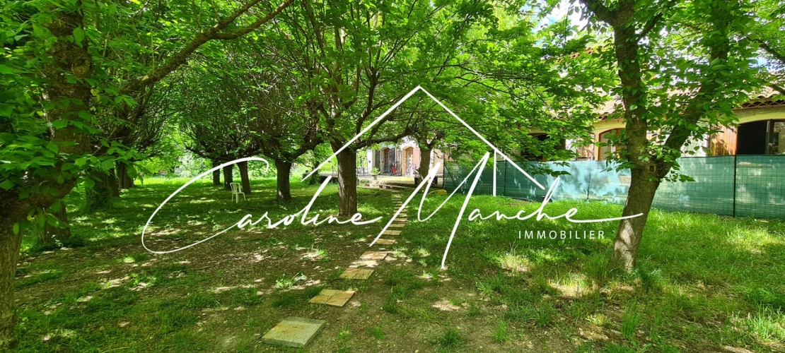 Photos 8 - Prestige - A vendre à Trets - Propriété de 300m² sur magnifique terrain de 6 500m²