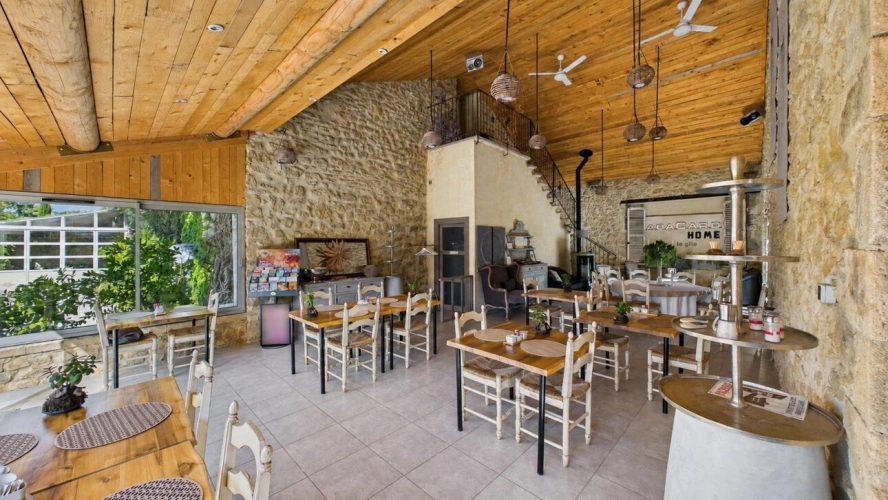 Photos 13 - Tourist - Stone estate of 675 sqm with swimming pool on nearly 3 hectares - Roquemaure