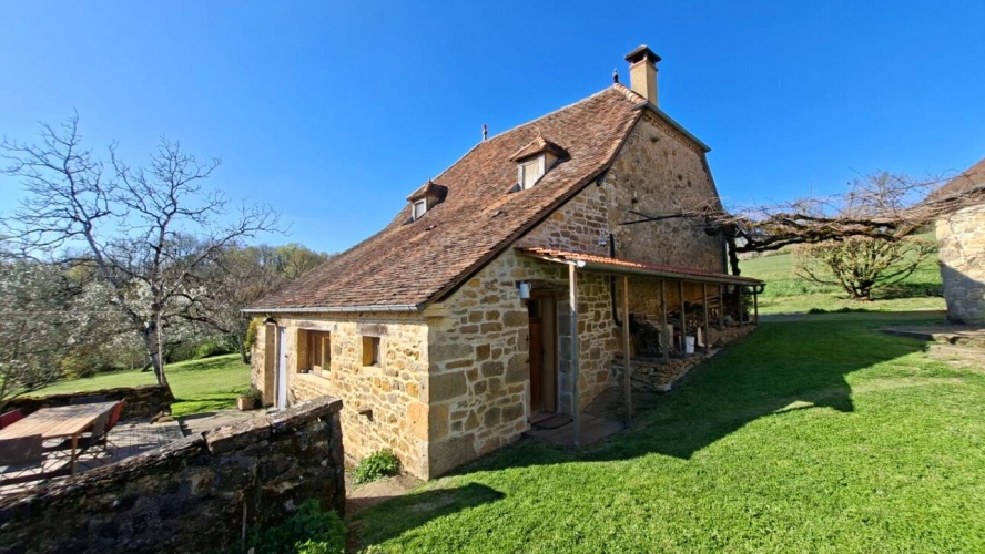 Photos 5 - Équestre - Véritable Hameau Privé en Pierre sur 5 Hectares de Nature