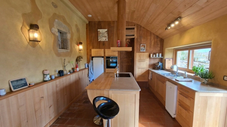 Photos 11 - Équestre - Véritable Hameau Privé en Pierre sur 5 Hectares de Nature