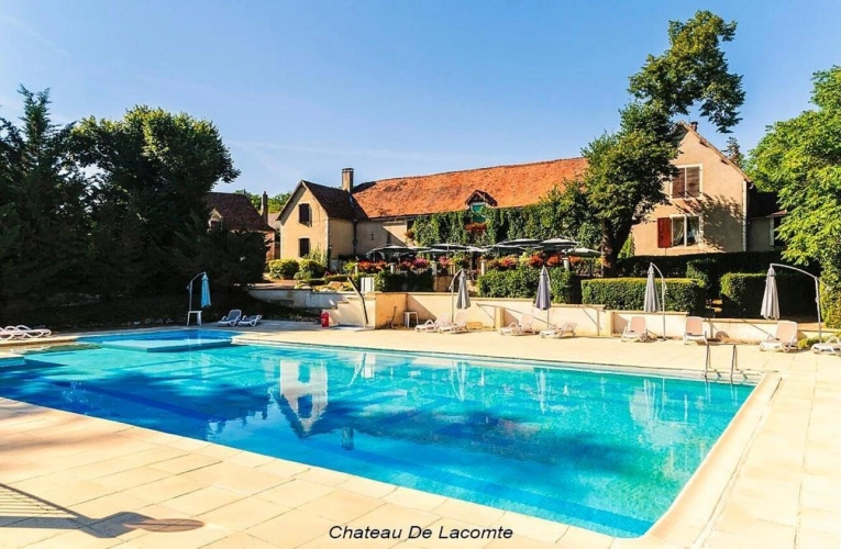 Photos 2 - Prestige - Domaine entre Lot et Dordogne avec camping  4*