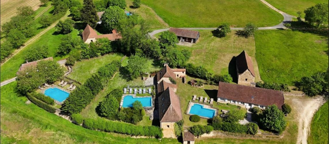 Photos 1 - Touristique - PROPRIÉTÉ D'EXCEPTION  HAMEAU DE CHARME DU XVIII SIÈCLE AU COEUR DU PÉRIGORD NOIR