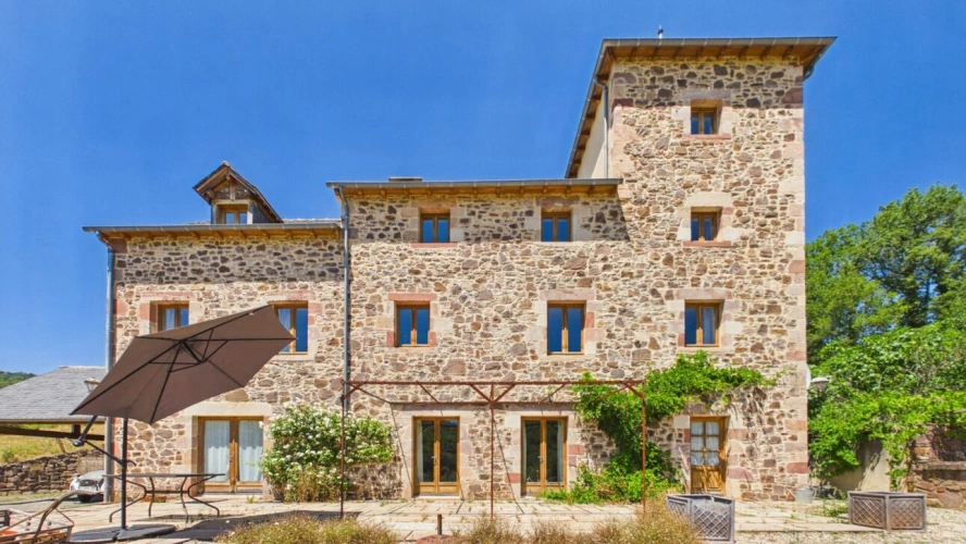 Photos 1 - Rurale - Najac. Propriété de caractère rénovée avec vue exceptionnelle
