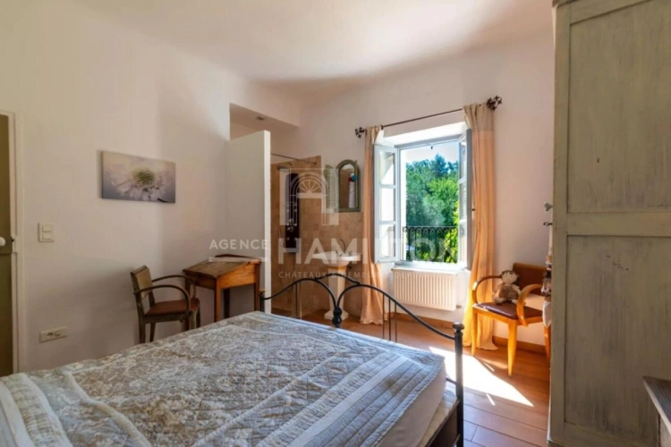 Photos 9 - Prestige - Mas en pierre, piscine,  proche Valbonne, au calme dans un envir