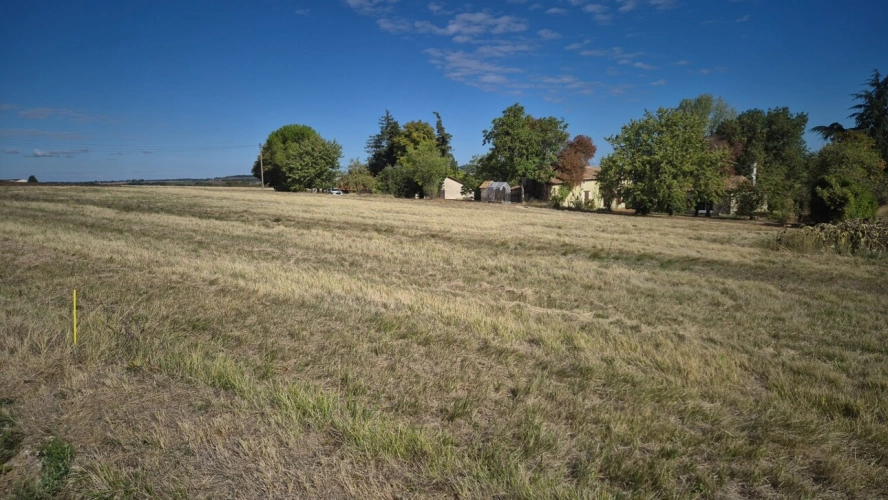 Photos 26 - Rurale - Corps de Ferme, écrin de verdure, 250 m2 habitables, 23 000 m2 de terrain, 400 m2 de dépendances, 20 mn Angoulême centre