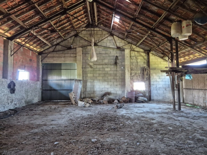 Photos 40 - Rurale - Corps de Ferme, écrin de verdure, 250 m2 habitables, 23 000 m2 de terrain, 400 m2 de dépendances, 20 mn Angoulême centre