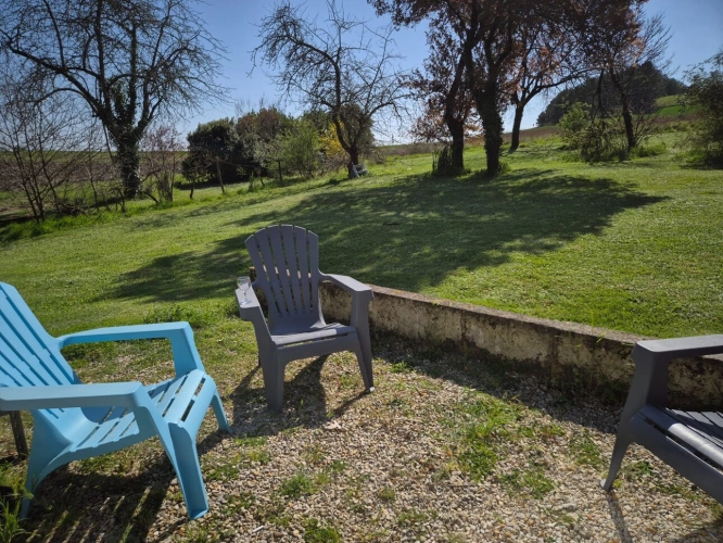 Photos 42 - Rurale - Corps de Ferme, écrin de verdure, 250 m2 habitables, 23 000 m2 de terrain, 400 m2 de dépendances, 20 mn Angoulême centre