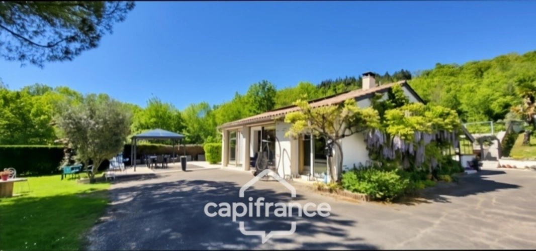 Photos 4 - Prestige - COUP DE CŒUR – Demeure de caractère de 208m2 avec piscine au cœur d’un magnifique parc arboré