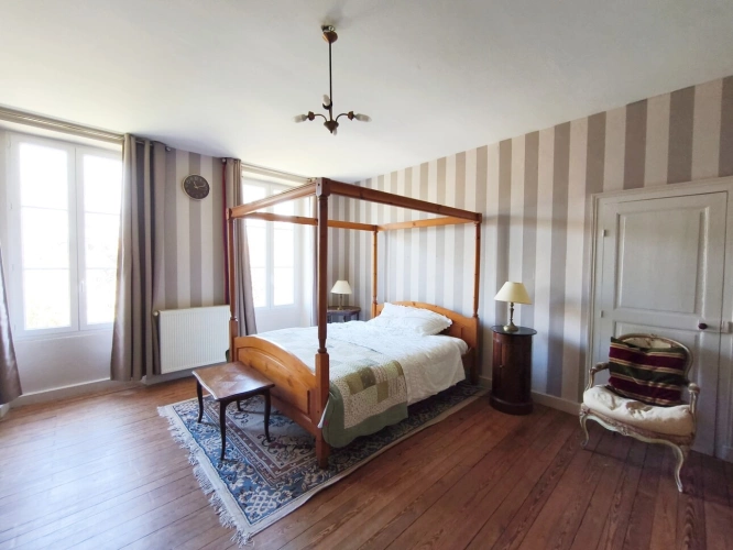 Photos 9 - Prestige - Château du XVIᵉ siècle à Aigurande - 600 m² habitables - 9 ha de prairies et bois – Pays de George Sand Indre (36) 599 000 €