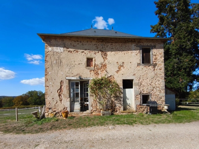 Photos 14 - Prestige - Château du XVIᵉ siècle à Aigurande - 600 m² habitables - 9 ha de prairies et bois – Pays de George Sand Indre (36) 599 000 €