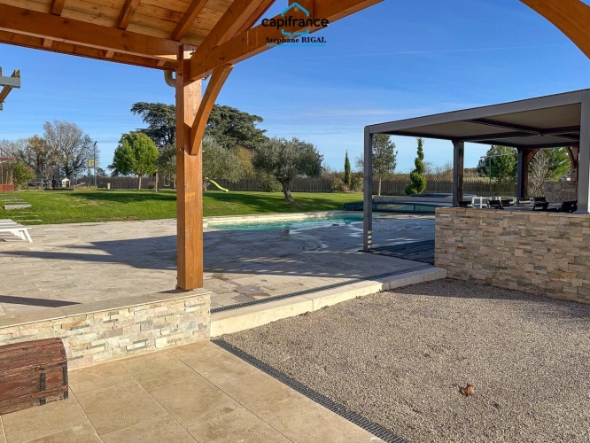 Photos 23 - Rurale - Propriete à vendre 7 pièces VILLENEUVE SUR LOT (47) de 229m2 habitables sur un terrain clos de 5965m2