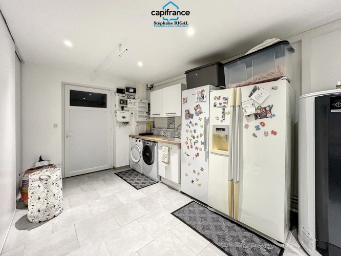 Photos 29 - Rurale - Propriete à vendre 7 pièces VILLENEUVE SUR LOT (47) de 229m2 habitables sur un terrain clos de 5965m2