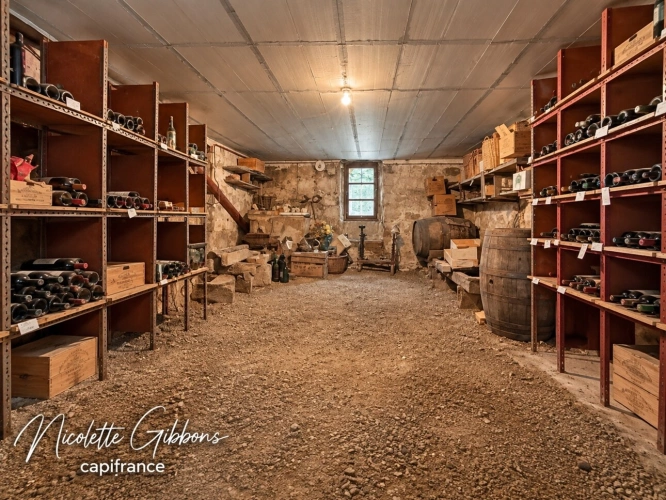 Photos 32 - Tourist - Ensemble de propriété - maison bourgeoise, deuxième logement/bureaux, grange, 1 hectare