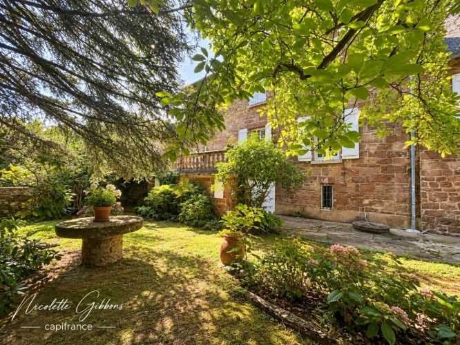 Photos 35 - Tourist - Ensemble de propriété - maison bourgeoise, deuxième logement/bureaux, grange, 1 hectare