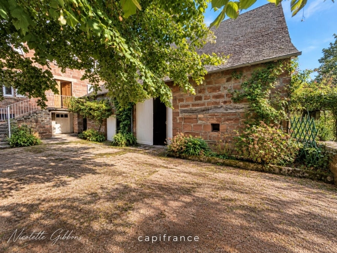 Photos 38 - Tourist - Ensemble de propriété - maison bourgeoise, deuxième logement/bureaux, grange, 1 hectare