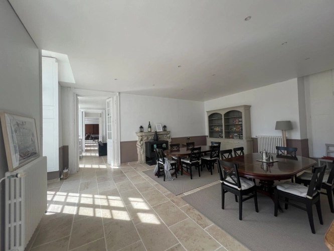 Photos 15 - Prestigious - Propriété à vendre 17 pièces SAINT OUEN LES VIGNES (37)