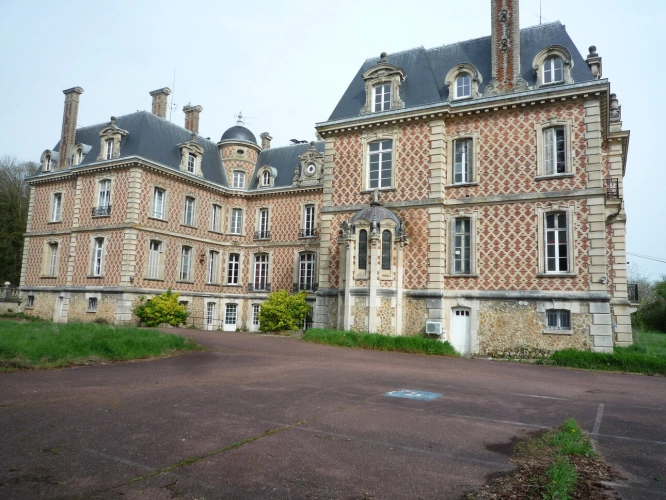 Photos 1 - Prestige - Dpt Seine et Marne (77), La Ferté sous Jouarre à vendre superbe propriété de 80 chambres sur son parc de 14,8 hectares