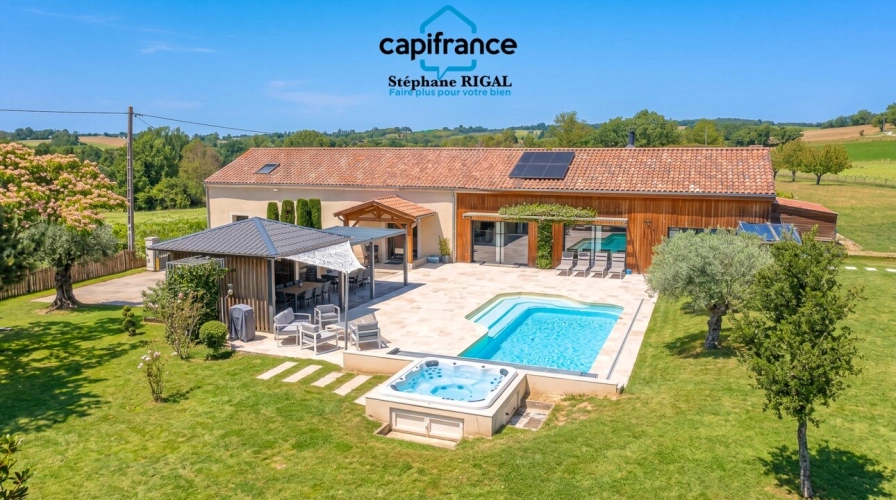 Photos 1 - Rurale - Propriete à vendre 7 pièces VILLENEUVE SUR LOT (47) de 229m2 habitables sur un terrain clos de 5965m2