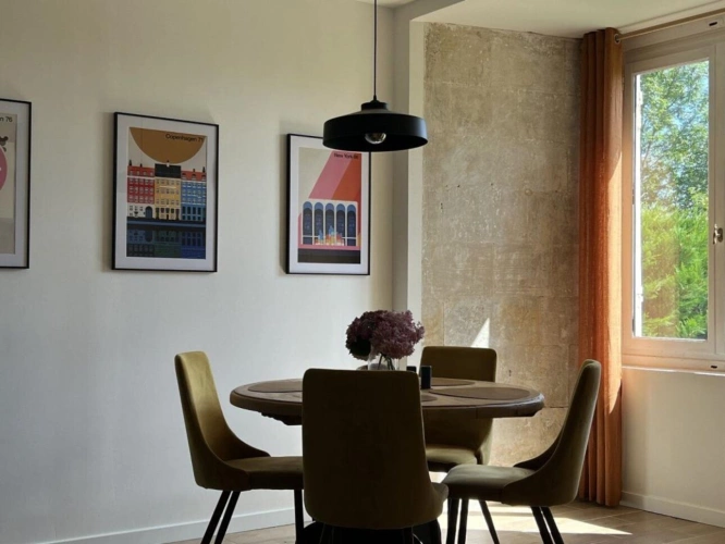 Photos 3 - Prestige - une partie d'un château, bien rénové