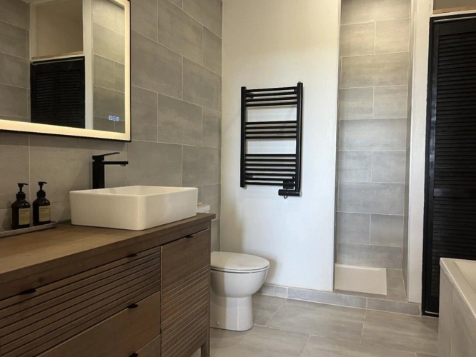 Photos 9 - Prestige - une partie d'un château, bien rénové