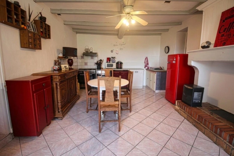 Photos 5 - Prestige - Propriété de trois chambres à dix mins de Matha