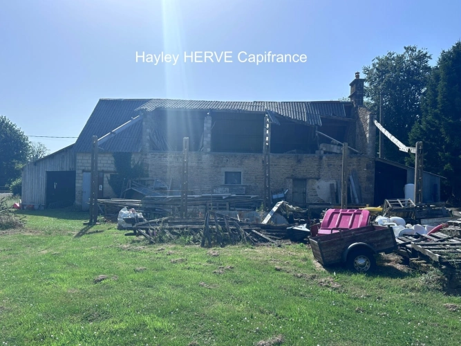 Photos 8 - Rurale - Ensemble de bâtiments avec terrain clos de 3 600 m² – Idéal artisan CHAULIEU (50)