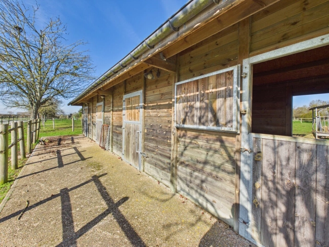 Photos 13 - Equestrian - Large family home with character and its three guest houses