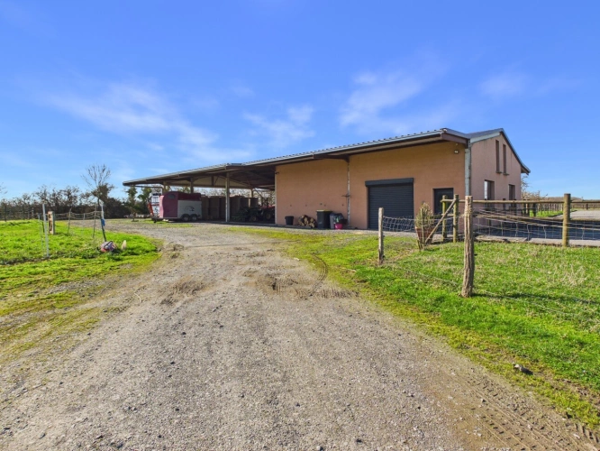 Photos 16 - Equestrian - Large family home with character and its three guest houses