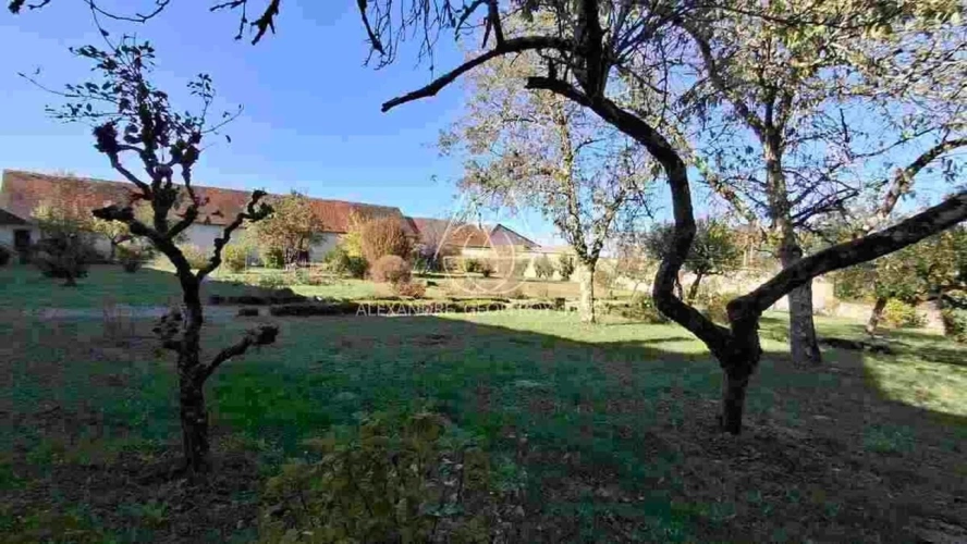 Photos 16 - Prestige - Exceptionnel château XV-XVI et XIXe avec son hameau et ses 108 hectares avec possibilité d’acheter 200ha attenants supplémentaires
