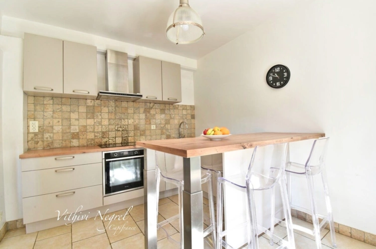 Photos 7 - Équestre - Propriété à vendre 8 pièces et annexe  MOURIES (13)