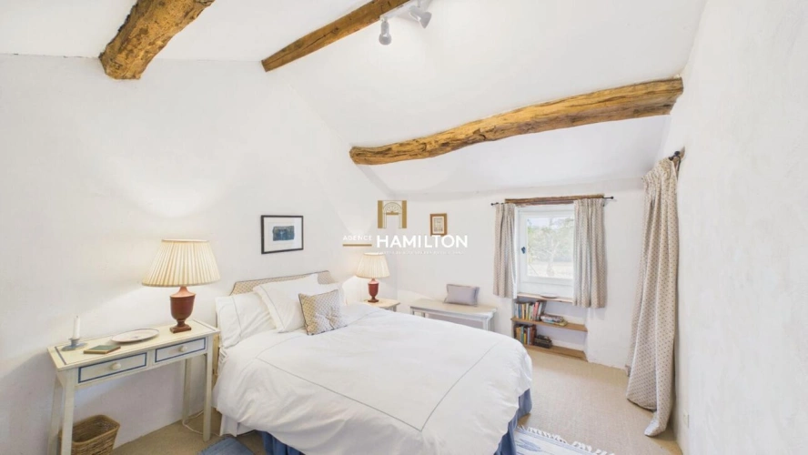 Photos 12 - Prestige - ÉLÉGANTE PROPRIÉTÉ DE CAMPAGNE AVEC GÎTE ANNEXE, PISCINE CHAUFFÉE ET VUES PANORAMIQUES PRÈS DE CORDES-SUR-CIEL