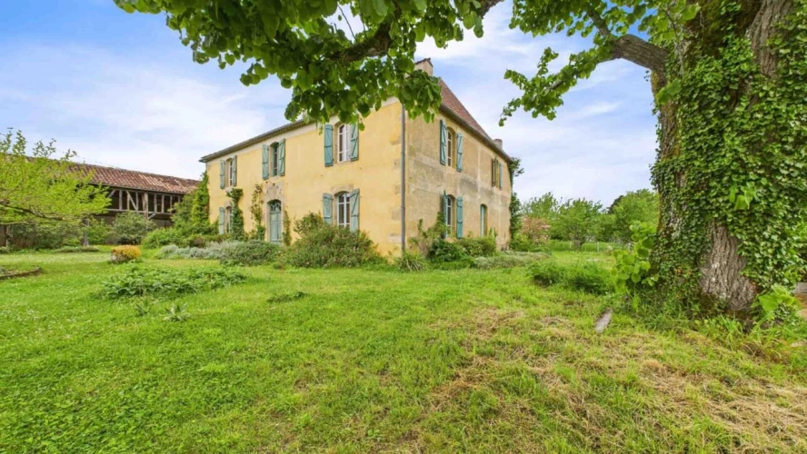Photos 23 - Prestige - Ensemble immobilier empreint de charme, d'authenticité et d'une élégance discrète
