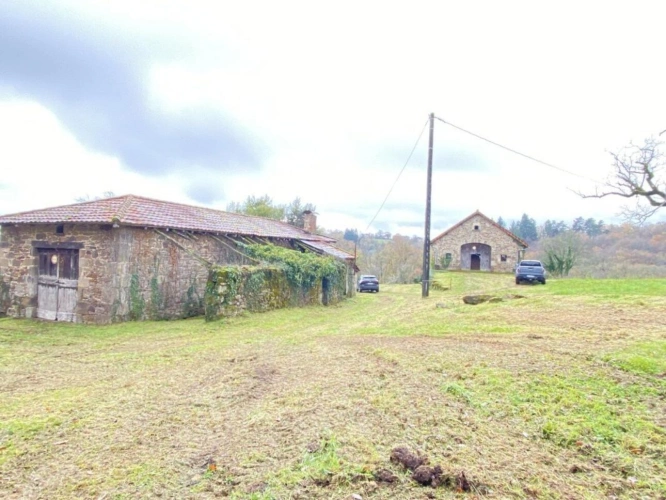 Photos 1 - Rurale - Exceptionnel : Devenez propriétaire de votre propre colline