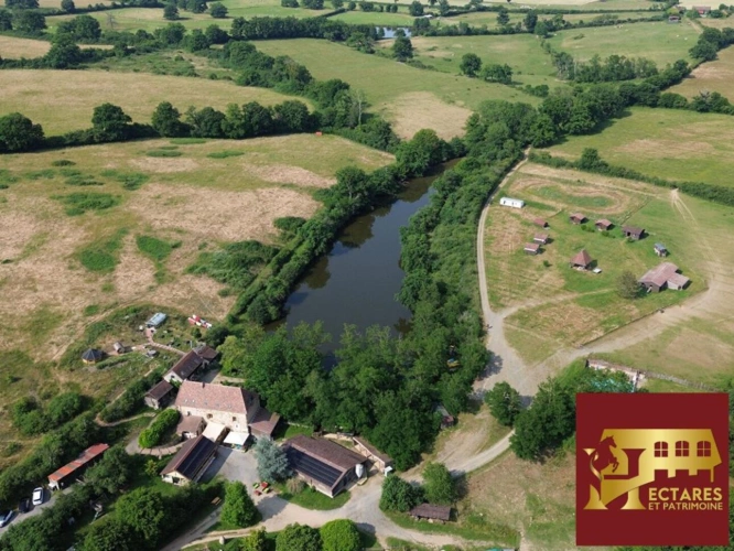 Photos 1 - Equestrian - Loisirs/Elevage/Hébergements 10 à 60 hectares attenants