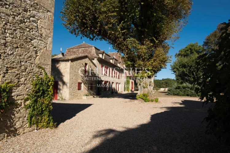 Photos 4 - Prestige - Un château, ses terres et son histoire au cœur du Périgord Pourpre