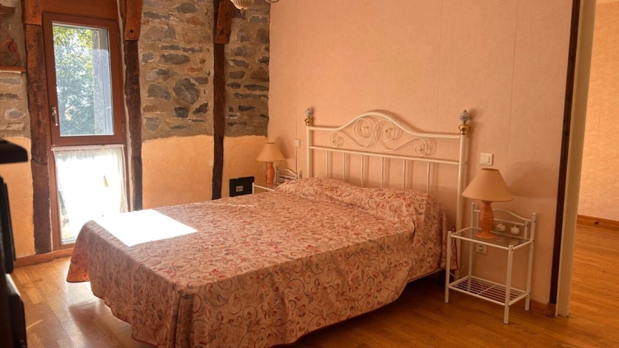Photos 28 - Touristique - Domaine d'exception +500 m² sur 1,7 ha, Vue panoramique Aubrac,  Idéal Gîte ou Grande Demeure