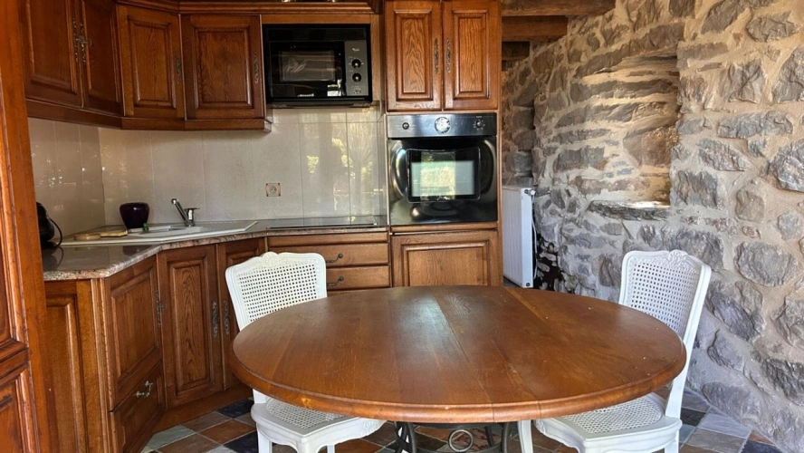 Photos 11 - Touristique - Domaine d'exception +500 m² sur 1,7 ha, Vue panoramique Aubrac,  Idéal Gîte ou Grande Demeure